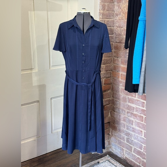 London Times by Chico’s Flutter Sleeve Solid Navy Dress - Picture 3 of 13